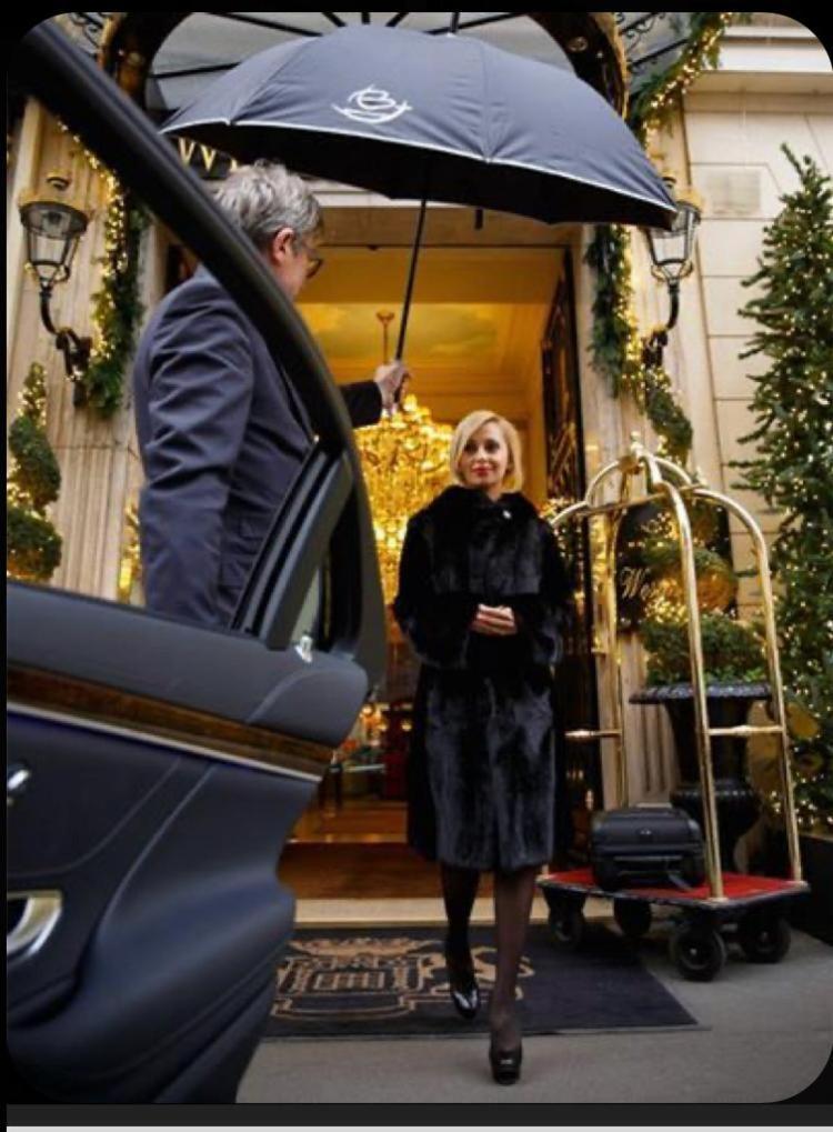 The Queen Airport Hotel-Round Trip Airport Service Arnavutkoy Eksteriør billede